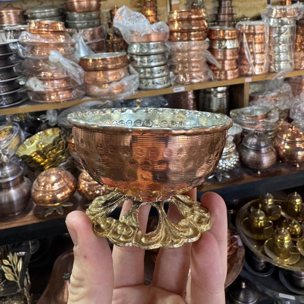 Pirinç Ayaklı Bakır Dövme Çerezlik