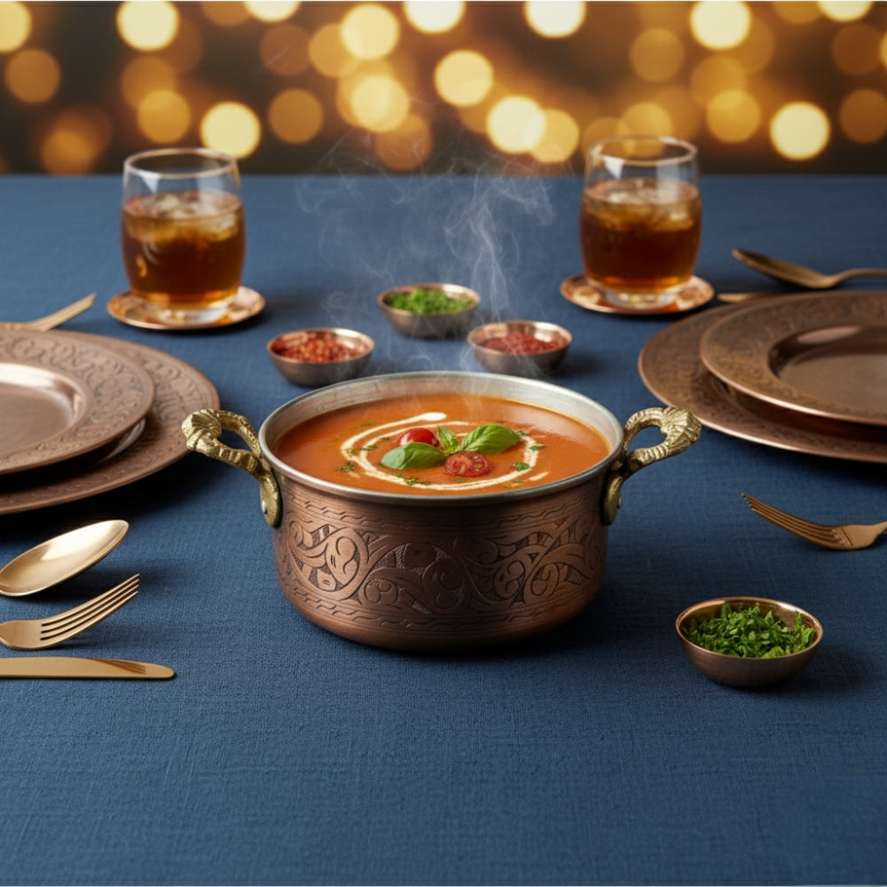 Siyah İşlemeli Bakır Tencere