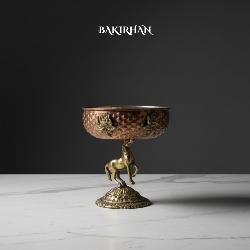 Pirinç At Figürlü Bakır Sunumluk