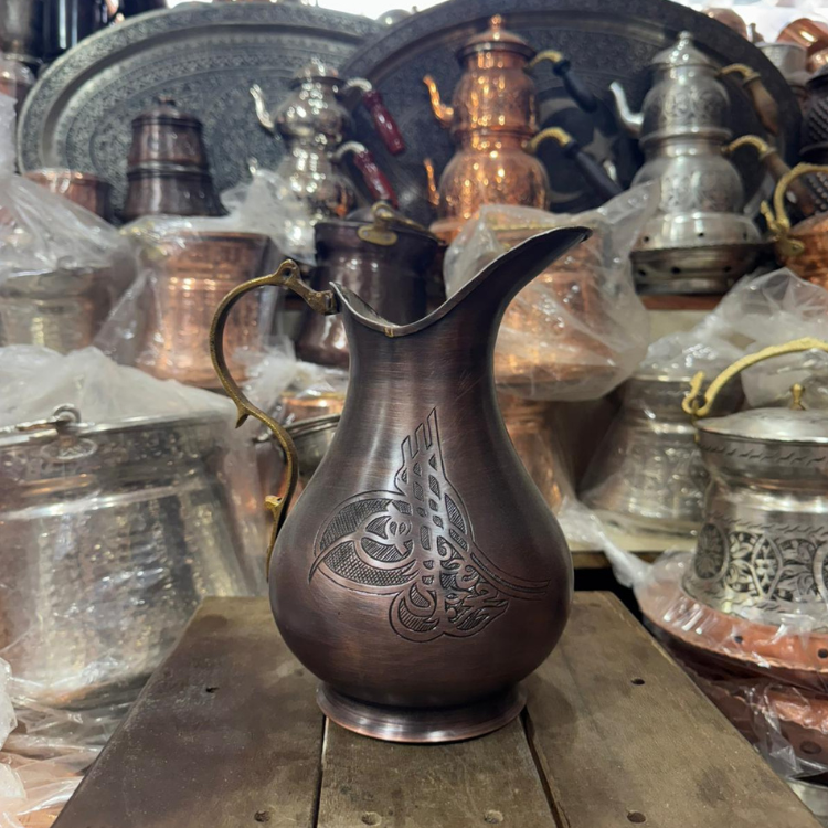 Siyah Dini İşlemeli Bakır Sürahi (2,5L)
