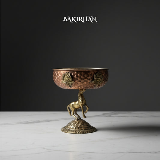 Pirinç At Figürlü Bakır Sunumluk
